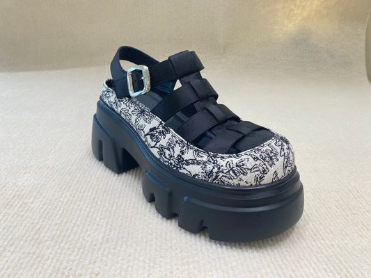 Giày nâng bệ phụ nữ thêu